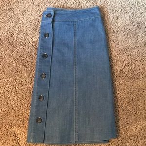 Women’s Jean Skirt—> Only worn once, just too big!
